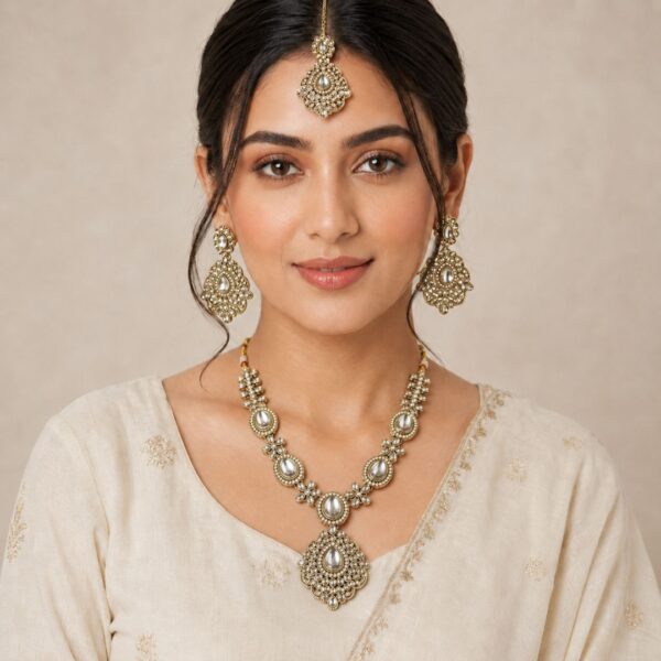 Jamani Royal Heritage Kundan Statement Necklace Set with Maang Tikka